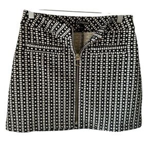 Express Monochrome Geometric Mini Skirt